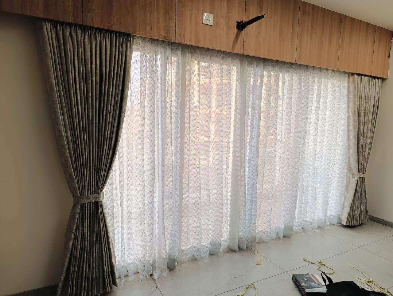 Curtain Designing Installation
